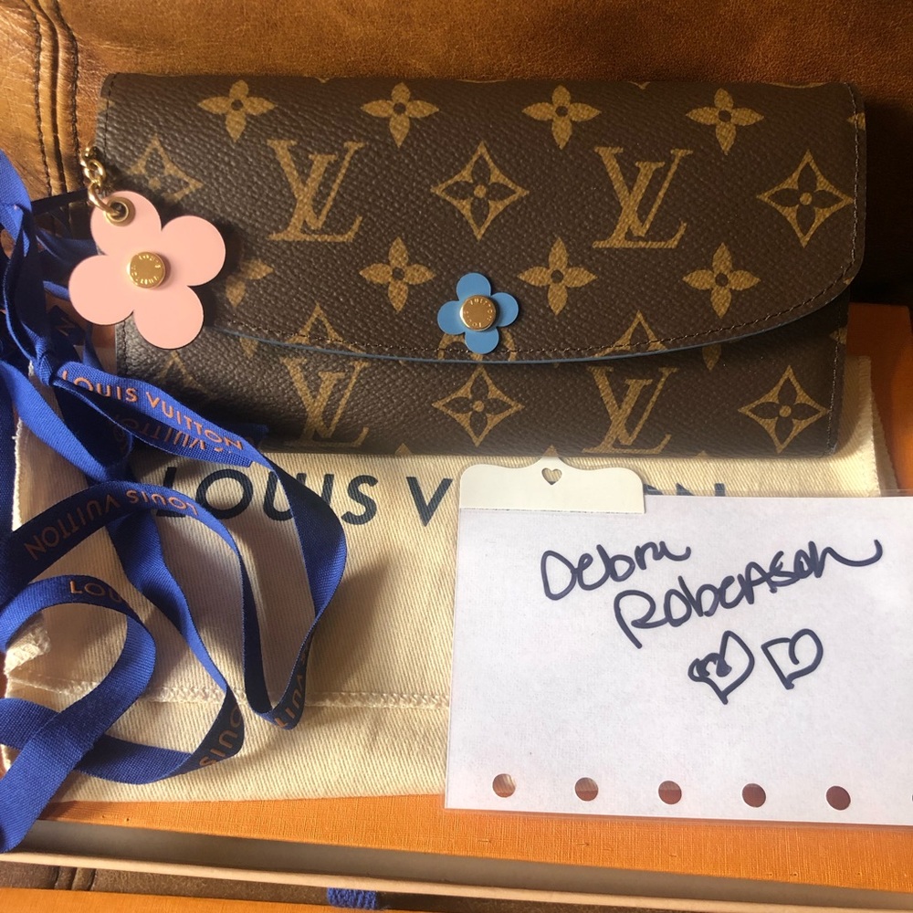 Louis Vuitton Emilie wallet pink and blue flower